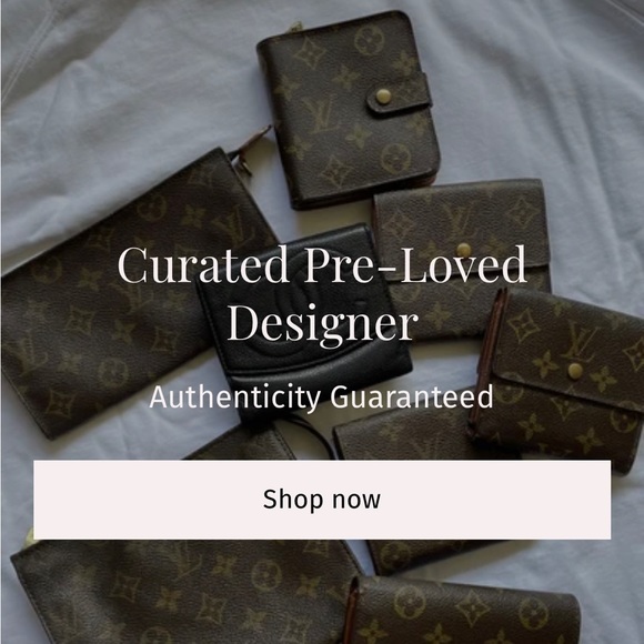 LOUIS VUITTON Monogram Cosmetic Pouch 19 - Picture 8 of 8